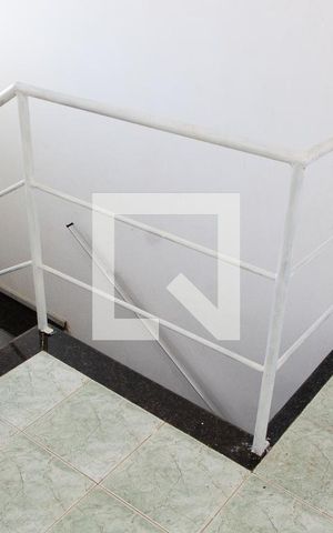 Casa à venda com 250m², 3 quartos e 3 vagas Casa à venda com 250m², 3 quartos e 3 vagasHALL PISO SUPERIOR