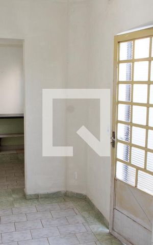 Casa à venda com 250m², 3 quartos e 3 vagas Casa à venda com 250m², 3 quartos e 3 vagasÁREA DE SERVIÇO