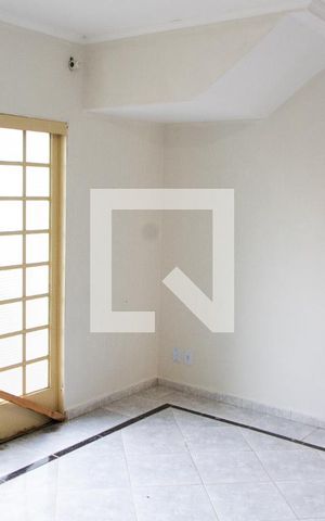 Casa à venda com 250m², 3 quartos e 3 vagas Casa à venda com 250m², 3 quartos e 3 vagasSALA DE JANTAR