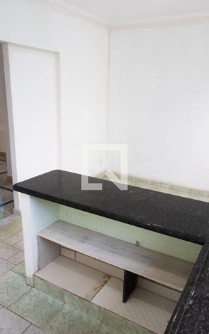 Casa à venda com 250m², 3 quartos e 3 vagas Casa à venda com 250m², 3 quartos e 3 vagasCOZINHA
