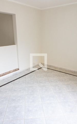 Casa à venda com 250m², 3 quartos e 3 vagas Casa à venda com 250m², 3 quartos e 3 vagasSALA DE JANTAR