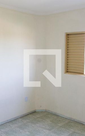 Casa à venda com 250m², 3 quartos e 3 vagas Casa à venda com 250m², 3 quartos e 3 vagasQUARTO 1