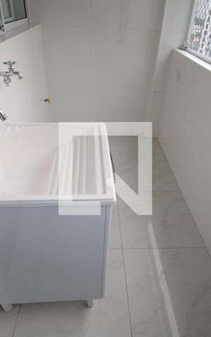Apartamento para alugar com 78m², 2 quartos e 1 vagaÁrea de Serviço