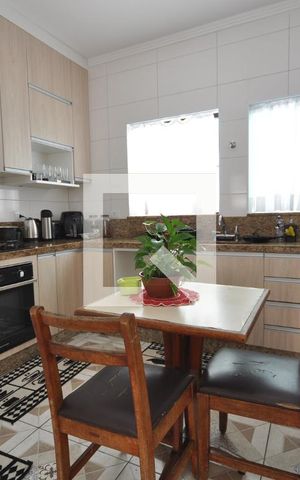 Casa à venda com 300m², 3 quartos e 6 vagasCozinha