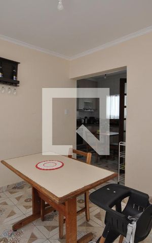 Casa à venda com 300m², 3 quartos e 6 vagasCopa