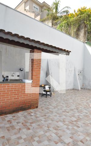 Casa à venda com 300m², 3 quartos e 6 vagasChurrasqueira