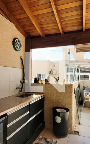 Apartamento à venda com 111m², 3 quartos e 2 vagas Apartamento à venda com 111m², 3 quartos e 2 vagasCobertura