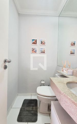 Apartamento à venda com 111m², 3 quartos e 2 vagas Apartamento à venda com 111m², 3 quartos e 2 vagasLavabo