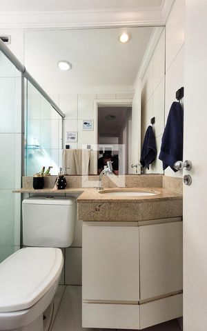 Apartamento à venda com 111m², 3 quartos e 2 vagas Apartamento à venda com 111m², 3 quartos e 2 vagasBanheiro Social