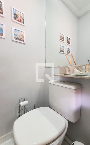 Apartamento à venda com 111m², 3 quartos e 2 vagas Apartamento à venda com 111m², 3 quartos e 2 vagasLavabo