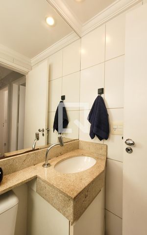 Apartamento à venda com 111m², 3 quartos e 2 vagas Apartamento à venda com 111m², 3 quartos e 2 vagasBanheiro Social