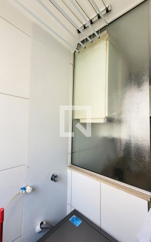 Apartamento à venda com 111m², 3 quartos e 2 vagas Apartamento à venda com 111m², 3 quartos e 2 vagasLavanderia