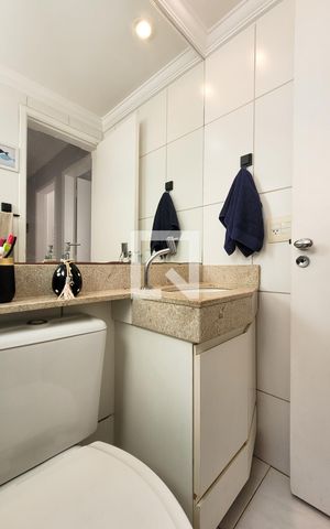 Apartamento à venda com 111m², 3 quartos e 2 vagas Apartamento à venda com 111m², 3 quartos e 2 vagasBanheiro Social