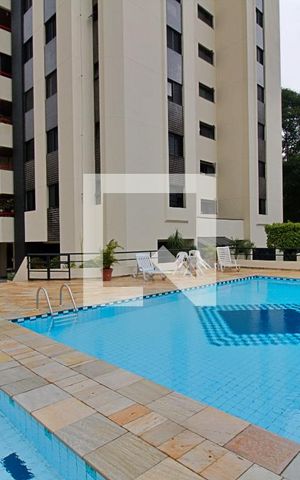 Apartamento para alugar com 90m², 3 quartos e 1 vaga Apartamento para alugar com 90m², 3 quartos e 1 vagaÁrea comum - Piscina