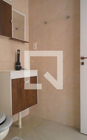 Apartamento para alugar com 55m², 1 quarto e sem vaga Apartamento para alugar com 55m², 1 quarto e sem vagaBanheiro
