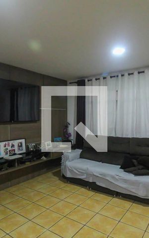 Casa para alugar com 290m², 3 quartos e 3 vagas Casa para alugar com 290m², 3 quartos e 3 vagasSala