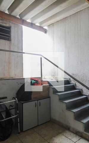 Casa para alugar com 290m², 3 quartos e 3 vagas Casa para alugar com 290m², 3 quartos e 3 vagasOficina