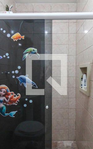 Casa para alugar com 290m², 3 quartos e 3 vagas Casa para alugar com 290m², 3 quartos e 3 vagasBanheiro