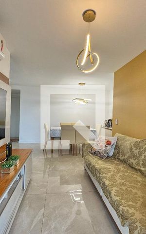 Apartamento à venda com 85m², 3 quartos e 1 vaga Apartamento à venda com 85m², 3 quartos e 1 vagaSala