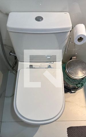 Apartamento à venda com 85m², 3 quartos e 1 vaga Apartamento à venda com 85m², 3 quartos e 1 vagaBanheiro Social