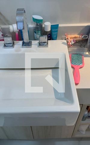 Apartamento à venda com 85m², 3 quartos e 1 vaga Apartamento à venda com 85m², 3 quartos e 1 vagaSuíte - Banheiro