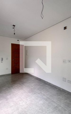 Apartamento à venda com 94m², 2 quartos e 1 vaga Apartamento à venda com 94m², 2 quartos e 1 vagaSala