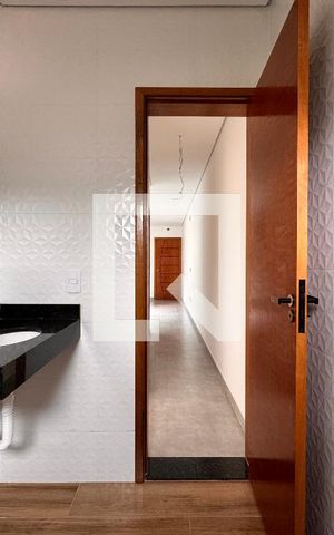 Apartamento à venda com 94m², 2 quartos e 1 vaga Apartamento à venda com 94m², 2 quartos e 1 vagaBanheiro
