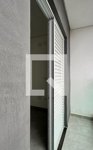 Apartamento à venda com 94m², 2 quartos e 1 vaga Apartamento à venda com 94m², 2 quartos e 1 vagaSacada