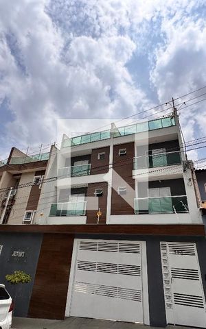 Apartamento à venda com 94m², 2 quartos e 1 vaga Apartamento à venda com 94m², 2 quartos e 1 vagaFachada