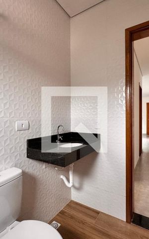 Apartamento à venda com 94m², 2 quartos e 1 vaga Apartamento à venda com 94m², 2 quartos e 1 vagaBanheiro