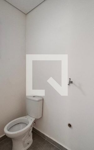 Apartamento à venda com 94m², 2 quartos e 1 vaga Apartamento à venda com 94m², 2 quartos e 1 vagaBanheiro 2