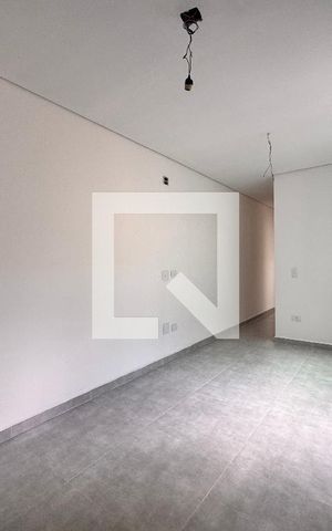 Apartamento à venda com 94m², 2 quartos e 1 vaga Apartamento à venda com 94m², 2 quartos e 1 vagaSala