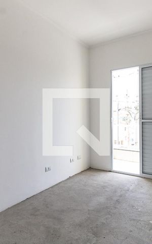 Casa à venda com 100m², 3 quartos e 2 vagas Casa à venda com 100m², 3 quartos e 2 vagasQuarto 3
