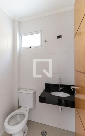 Casa à venda com 100m², 3 quartos e 2 vagas Casa à venda com 100m², 3 quartos e 2 vagasLavabo
