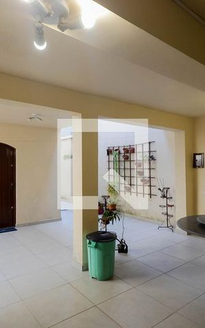 Casa à venda com 295m², 3 quartos e 3 vagasÁrea de Serviço