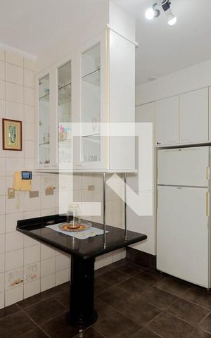 Casa à venda com 295m², 3 quartos e 3 vagasCozinha
