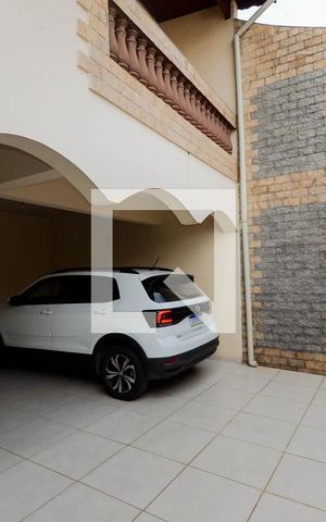 Casa à venda com 295m², 3 quartos e 3 vagasGaragem