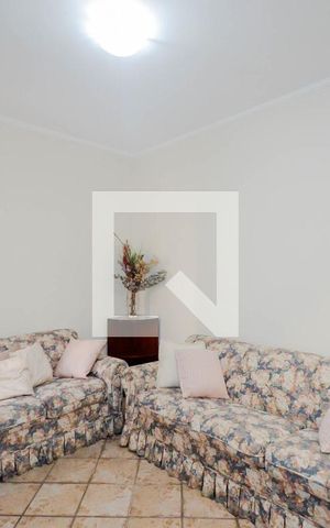 Casa à venda com 295m², 3 quartos e 3 vagasSala