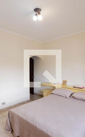Casa à venda com 295m², 3 quartos e 3 vagasQuarto 3 - Suíte