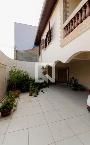 Casa à venda com 295m², 3 quartos e 3 vagasGaragem