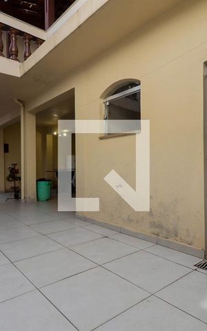 Casa à venda com 295m², 3 quartos e 3 vagasÁrea de Serviço