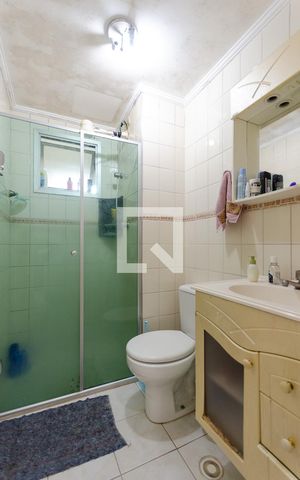 Apartamento à venda com 72m², 2 quartos e 1 vaga Apartamento à venda com 72m², 2 quartos e 1 vagaBanheiro