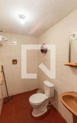 Casa à venda com 325m², 5 quartos e 4 vagas Casa à venda com 325m², 5 quartos e 4 vagasFoto 31