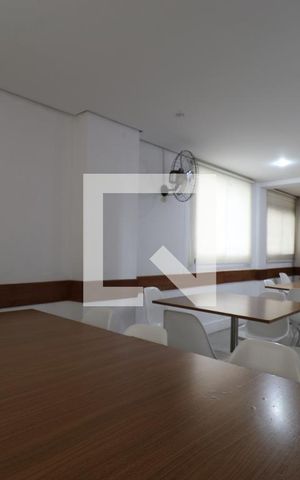Apartamento para alugar com 45m², 2 quartos e sem vagaÁrea comum - Salão de festas
