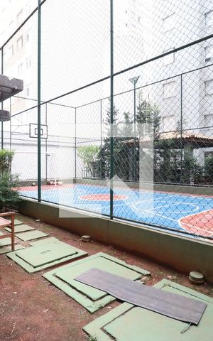 Apartamento para alugar com 45m², 2 quartos e sem vagaQuadra
