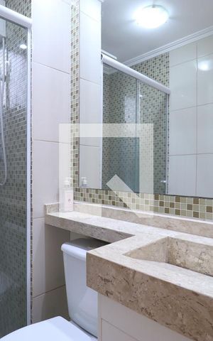 Apartamento para alugar com 45m², 2 quartos e sem vagaBanheiro