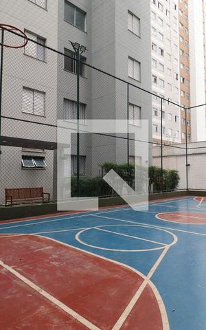Apartamento para alugar com 45m², 2 quartos e sem vagaQuadra