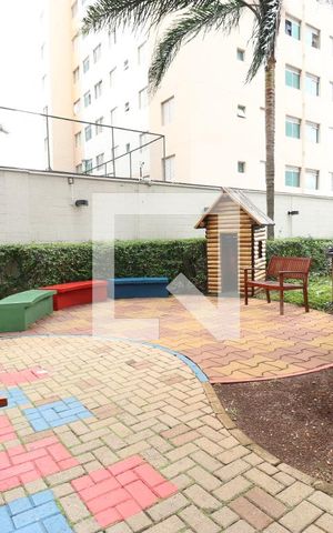 Apartamento para alugar com 45m², 2 quartos e sem vagaÁrea comum - Playground