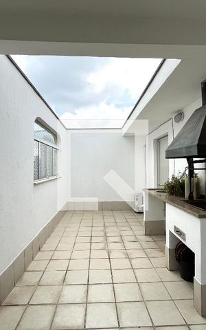 Apartamento à venda com 140m², 3 quartos e 1 vaga Apartamento à venda com 140m², 3 quartos e 1 vagaVaranda gourmet