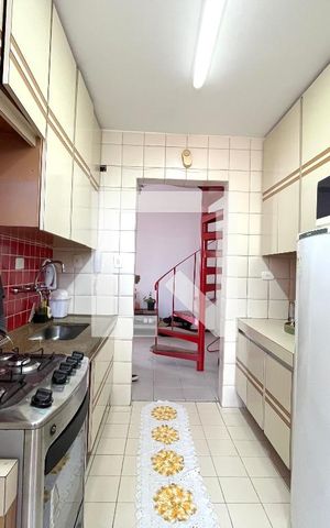 Apartamento à venda com 140m², 3 quartos e 1 vaga Apartamento à venda com 140m², 3 quartos e 1 vagaCozinha